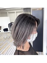 アフューズバイストゥー(Vfuse by StueW)&nbsp;ミディレイヤー×シルバーバレイヤージュ[倉敷][岡山]