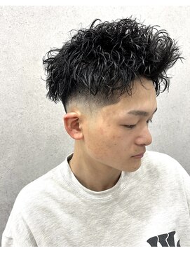 縁 ハナレ(en 870) スパイキーショート　スキンフェード