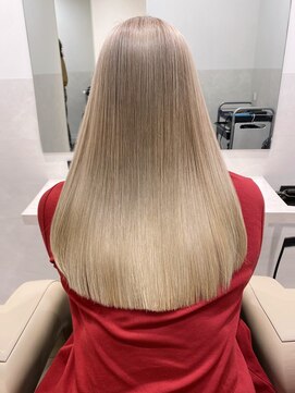 サロウィン 那覇店(SALOWIN) ハイトーンミルクティベージュシルキーベージュホワイトブロンド