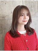 オリーブグレージュ/オリーブベージュ/レイヤーカット