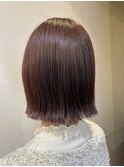 大人可愛い小顔ヘア切りっぱなしボブピンクブラウン×艶髪