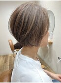 極細ハイライト 大人ショートスタイル