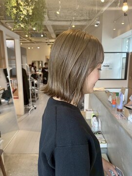 マッシュ グランバーズ 布施(MASHU GRANDVASE) 【東大阪布施】透明感たっぷりハイトーンベージュ