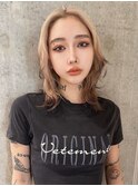 ミルクティーベージュ