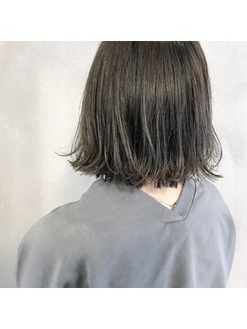 ミント(mint) 暗髪グレーで透明感！