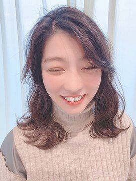 ウニコ(unico.) 【unico.】かき上げ・アンニュイ・透明感セミロング