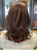 ミディアムレイヤー 結んでも可愛い 20代30代40代50代