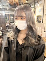 トロニー(TLONY)&nbsp;シルバーアッシュ　stylist/miaki