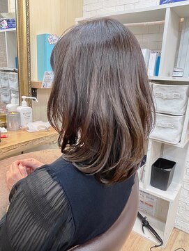 ミッシェル アフロート(michelle afloat) 20代30代40代50代ひし形重めフォルムもCカーブカットで美カタチ