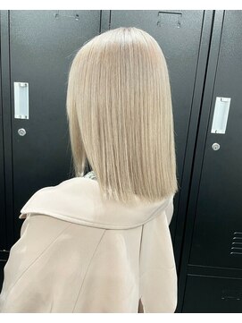 ワンズクロエ 原宿店(ONE's Chloe) ベージュ/ボブルフ/魅力倍増カール/ベビーバング/原宿駅