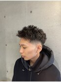 ツイストパーマフェードメンズ刈り上げスキンフェード