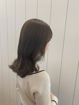 アドラーブル 万代店 (adorable) 【オリーブベージュ】外ハネ10代20代30代