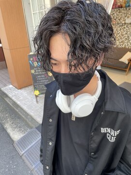 テトラ バイ ネオリーブ 横浜西口店(tetra by neolive) 横浜★センターパートのツイストスパイラル