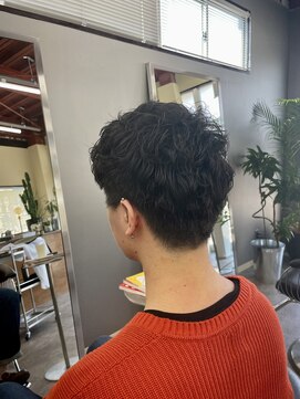 バロ(VALO) メンズパーマ