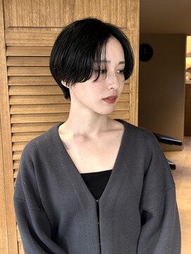 ヤイエ(yiye) ショートボブ/丸みショート /ハンサムショート/マッシュショート