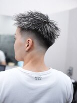 スラッシュ(SLASH)&nbsp;ツイストパーマ/短髪/ホワイトメッシュ/スキンフェード/姫路