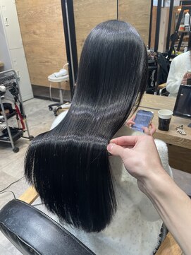 ラックスビーギャラリー なんば駅前店(LUXBE GALLERY) 黒髪/グレージュ/ミルクティーベージュ/髪質改善【難波】