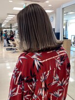 シャルムバイケンジ(Charm.by KENJE)&nbsp;銀座/白髪手術/脱白髪染め/白髪ぼかし/ハイライトバレイヤージュ