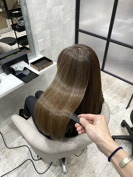 イーズ バイ インス(Yeeee.s by INCE) 白髪ぼかし/脱白髪染め/脱白髪染めハイライト/透明感