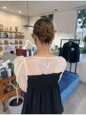 ボリュームまとめ髪アップスタイル結婚式 お呼ばれヘアドレス