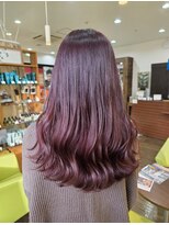 プランタンアヴェダ(printemps AVEDA)&nbsp;こっくりレッド×ゆるウェーブロング