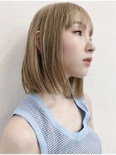 上品でやわらかい印象へ導く、【ブルベ夏カラー】