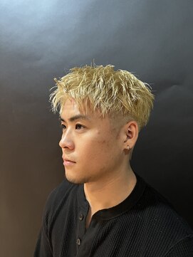 アカ(ACA) ハイトーンショート