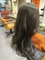 ニコ(niko)&nbsp;透明感たっぷり◎オリーブベージュ