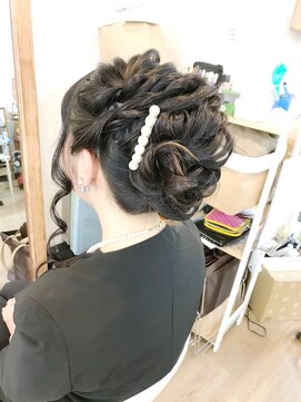ロカット サロン(Roquat Salon) ミドルアップアレンジ【ヘアアレンジ  立川/八王子/立川南口】