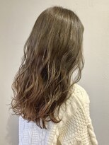 エトランジェ(Etrange)&nbsp;20代30代人気モカベージュ／ナチュラルブリーチなし透明感カラー