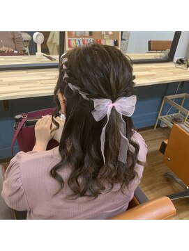 マカリィ 品川店(Makalii) 編み込みハーフアップ