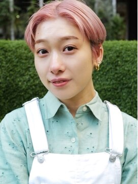 セシルヘアー 梅田店(Cecill hair) センターパート×ピンクカラー