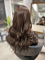 フツーロ 栄(FUTURO) プルエクステ