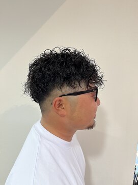 ビーズ ノイ(BEE´Z ＮＥＵ) カーリーパーマ
