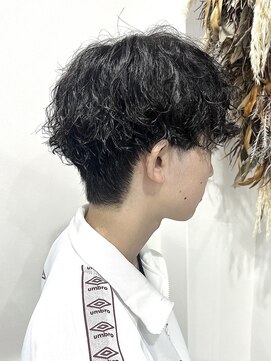 ネクストフォーヘアー(NEXT for hair) 波巻きパーマ　メンズマッシュ　メンズナチュラル