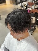 くるくるにならないツイストスパイラルパーマ センターパート