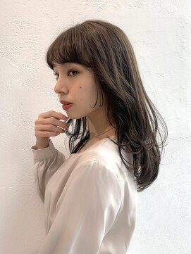 ザザアオヤマ(ZA/ZA AOYAMA) ふわっとレイヤーカット