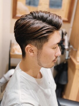 フォーコーナーズカットショップフェイビーズ 名古屋西(FourCornersCutShop favey's) ツーブロサイドパート