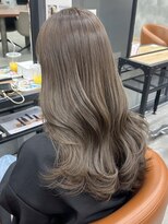 ケーツー エム 京都ラクエ(k-two emu)&nbsp;グレージュカラー*ブリーチなし透明感カラー*ロングレイヤー