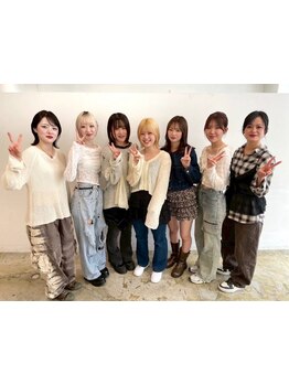 トレンドに敏感な女性スタッフが多数在籍♪"なりたい"のご相談はもちろん、サロンで過ごす時間も特別に…＊