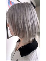 ペッツショコラ(PETZ chocolat)&nbsp;ウルフ×ホワイトアッシュ/レイヤー/レイヤーカット/ブリーチ