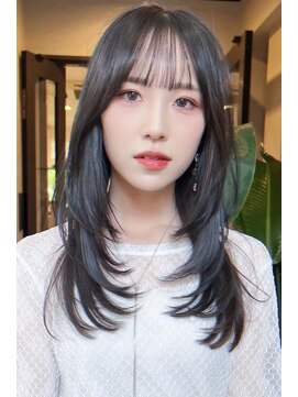 ハイレイヤー×寒色系カラー