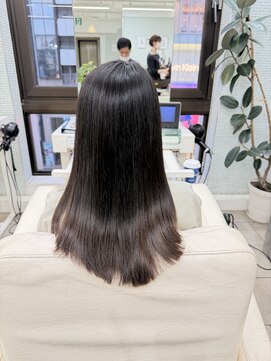 クレアトゥールウチノ(CREATEUR Uchino) キレイ髪ストレートー髪質改善ー