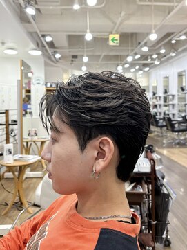 オーシャントーキョー 大阪(OCEAN TOKYO) シャドウパーマ波巻きパーマツーブロック無造作マッシュ