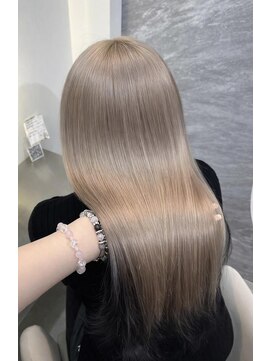 ラビス 池袋(Lovis) 暗めカラー/デザインカラー/フェイスフレーミング