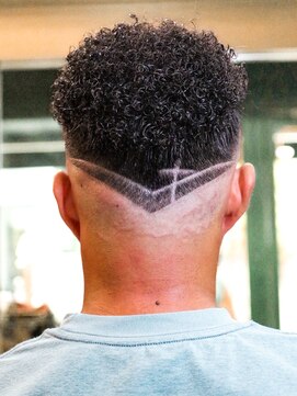 プロショップウェーブ セカンド(PRO SHOP WAVE II) スペインカール/フェザーパーマ/メンズパーマ/テーパーフェード