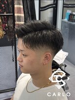 カルロイースタイル(CARLO e-style) スキンフェード/アップバング/直毛