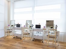 オーガニックカラー白髪染め専門店Organic 前橋みなみモール店【4/24 OPEN（予定）】 の雰囲気（ブローはセルフになります。最高級ドライヤーを設置しております）