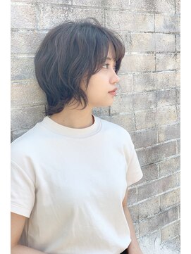 美容室 アドルア カジュアルウルフボブスタイル