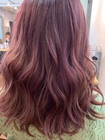 ナンバー デセオ 吉祥寺(N° deseo) 濡れ髪 切りっぱなし くすみピンク セミウェットウェーブ